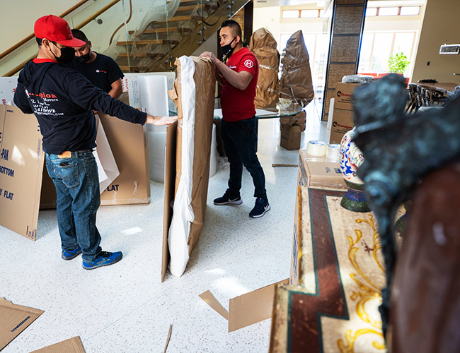 Benefits of Hiring Professional Las Vegas Movers