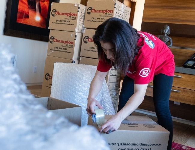 Condo Movers Supporting Henderson Residents