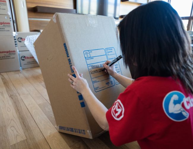 Helping Seniors Clear Out Large Unwanted Items