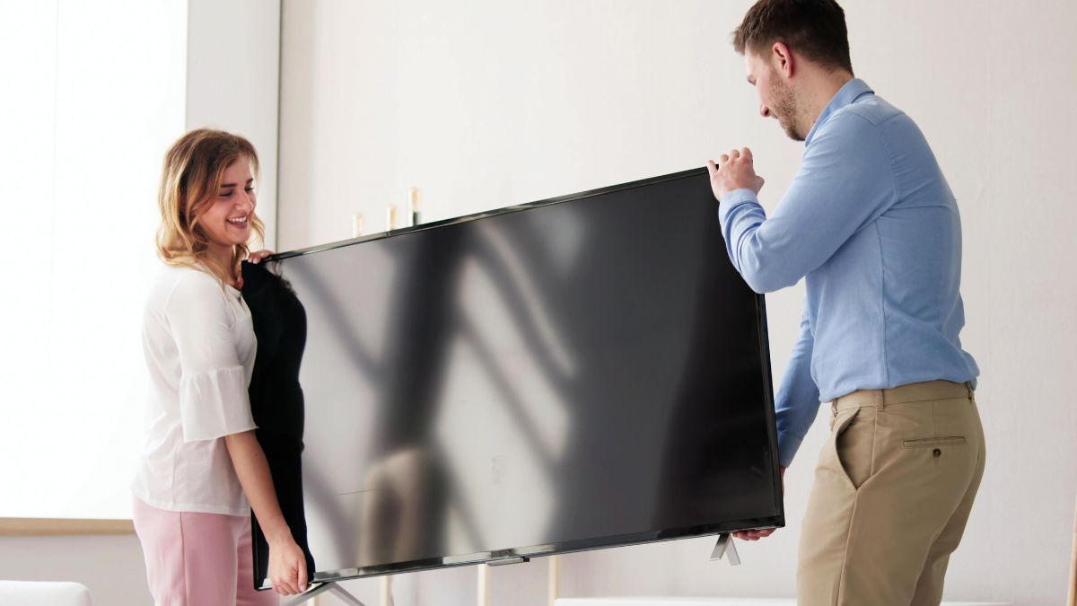Best Ways To Pack A TV During A Move